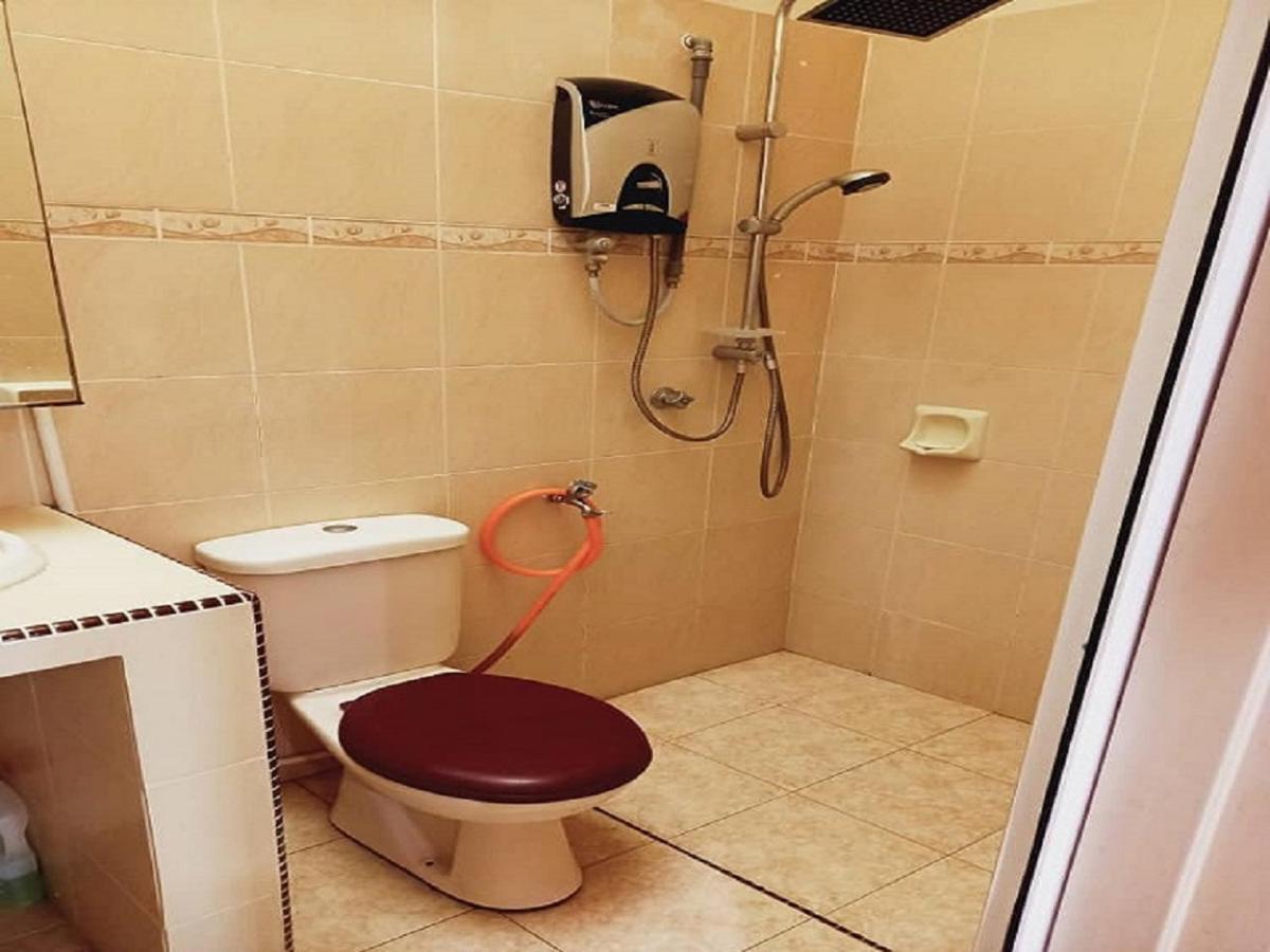 Bukit Baru Homestay Malacca Exteriör bild