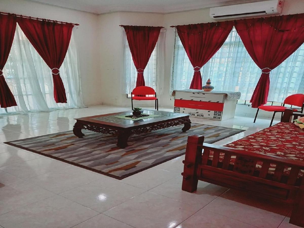 Bukit Baru Homestay Malacca Exteriör bild